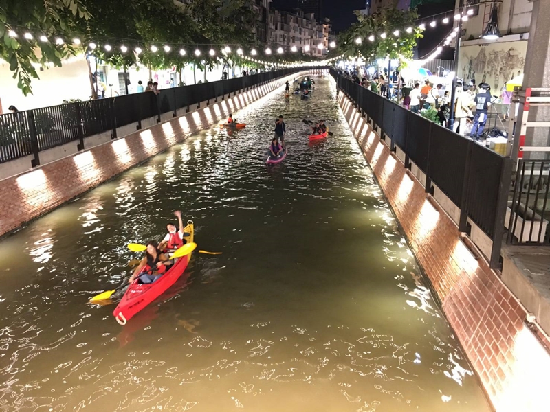 คลองโอ่งอ่าง