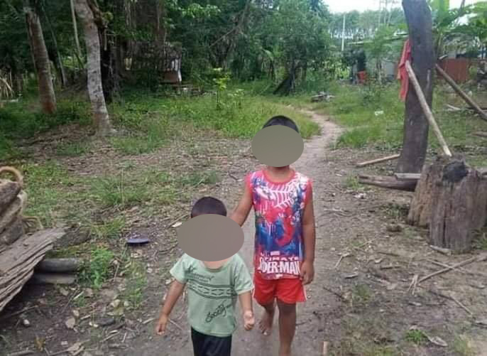 เด็กถูกทิ้ง