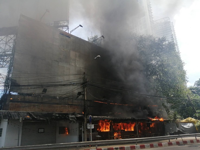 ไฟไหม้ร้านอาหาร