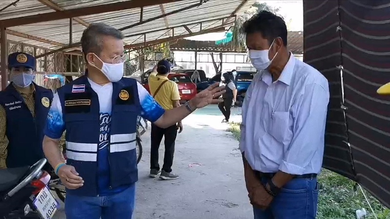 โรงงานปล่อยน้ำเสียลงคลอง