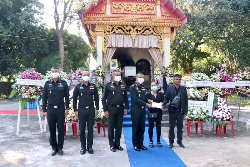 เผาศพพลทหารดับในค่าย