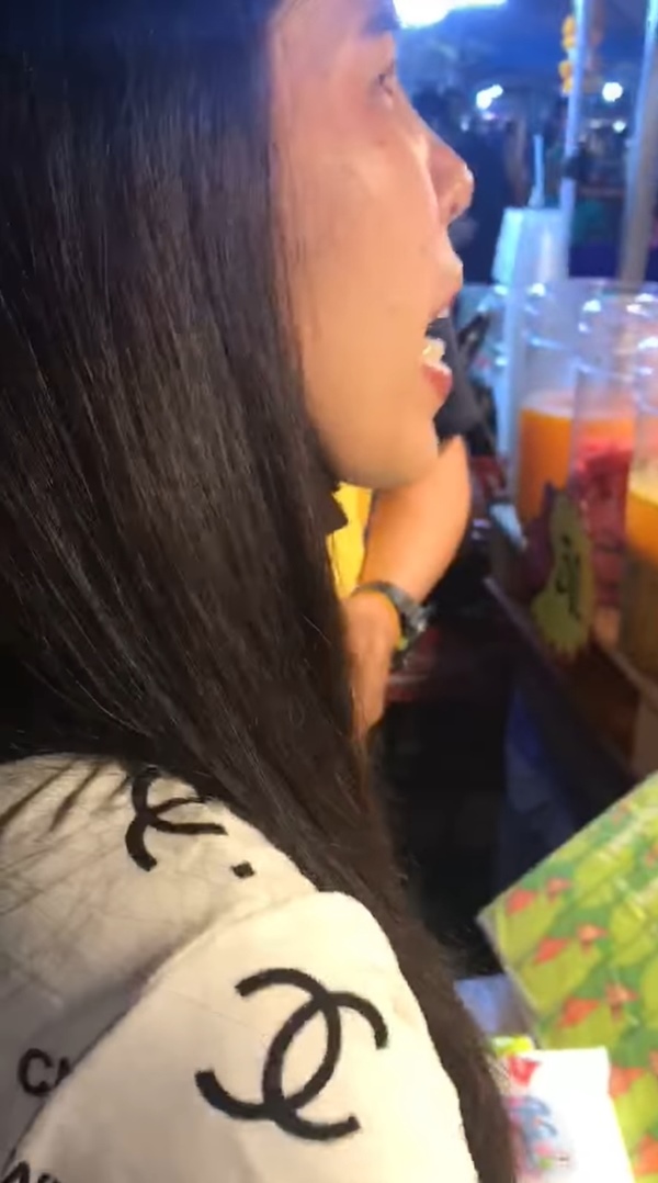 แม่ค้าโกงเงินทอน