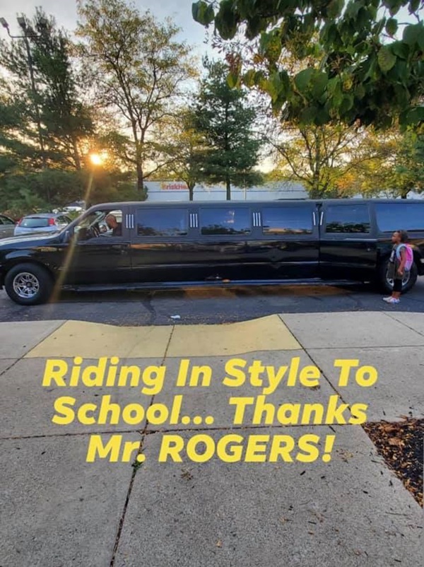 รถรับส่งนักเรียน