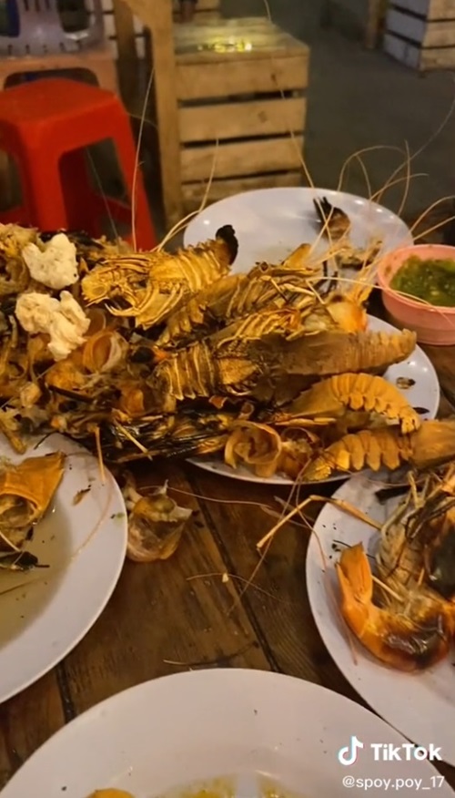 ร้านบุฟเฟ่ต์หวงกุ้ง