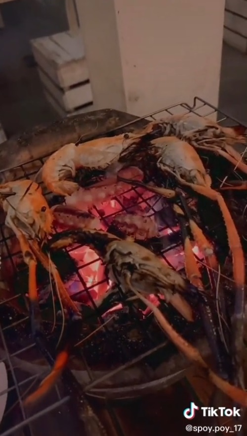 ร้านบุฟเฟ่ต์หวงกุ้ง