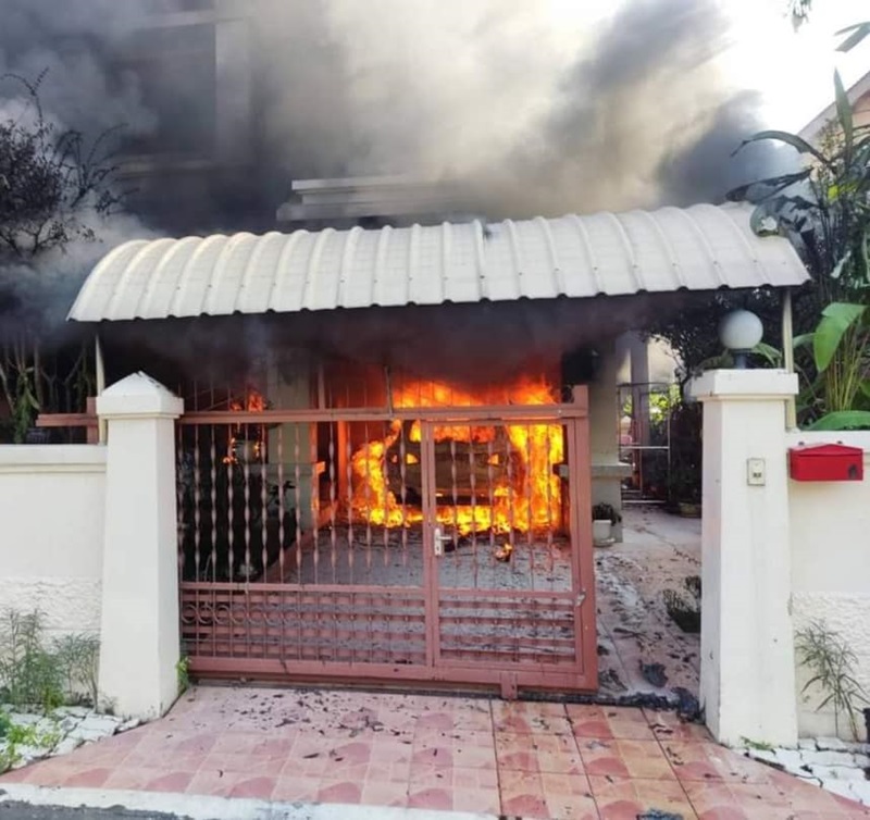 ไฟไหม้รถเบนซ์