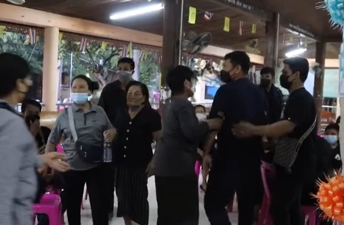 เบนซ์เมาแล้วขับ