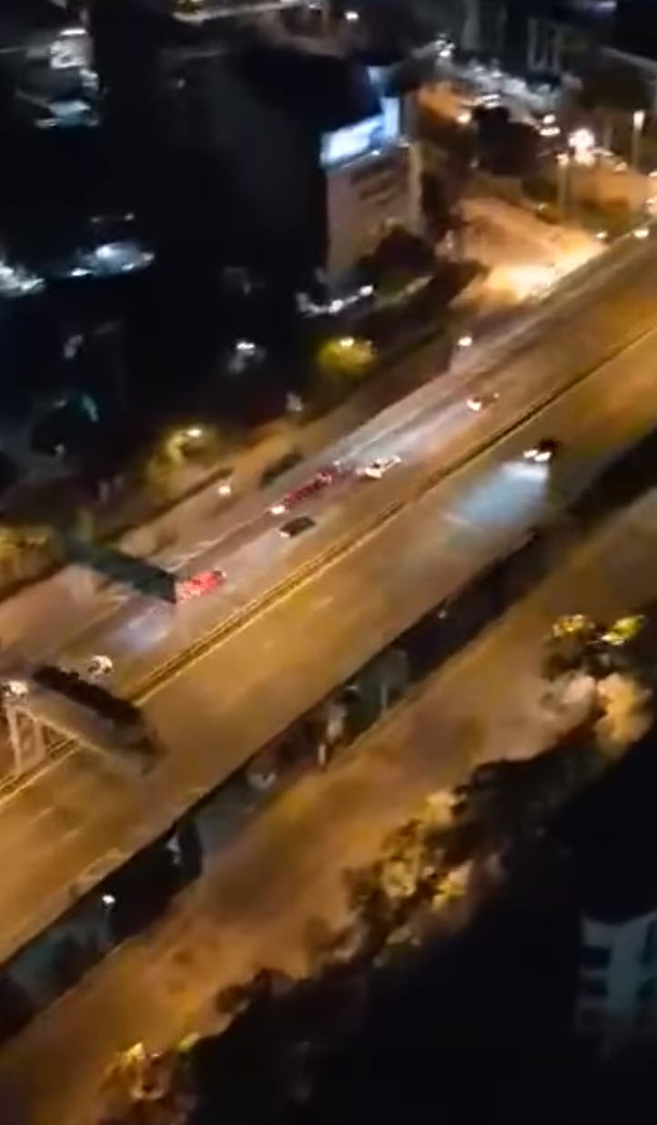 แข่งรถบนทางด่วน