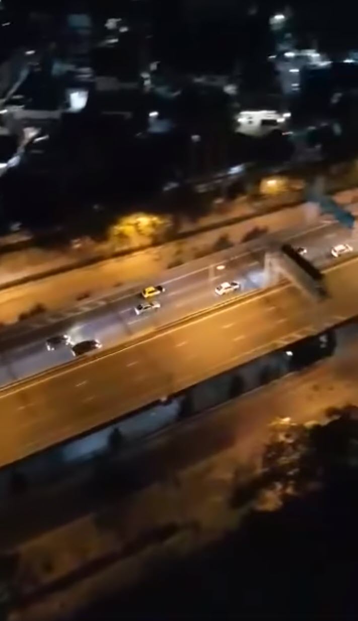 แข่งรถบนทางด่วน