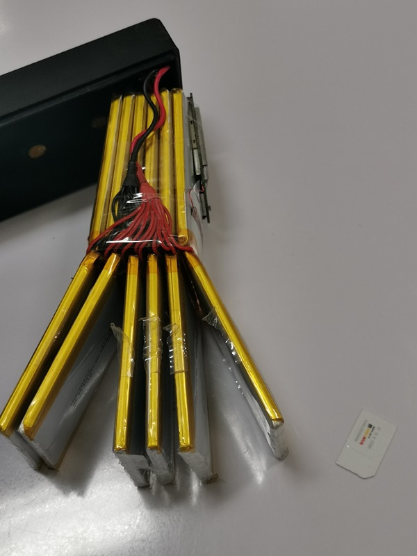 มิจฉาชีพแอบติด GPS ใต้รถ