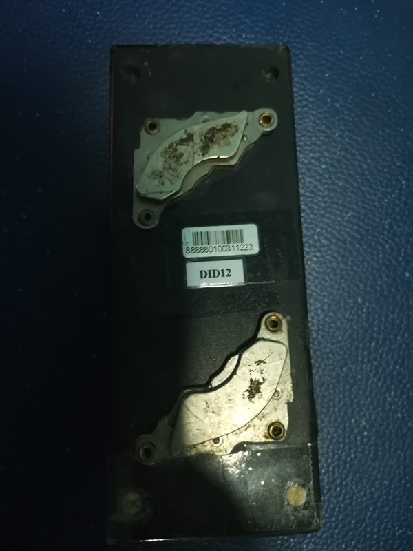 มิจฉาชีพแอบติด GPS ใต้รถ