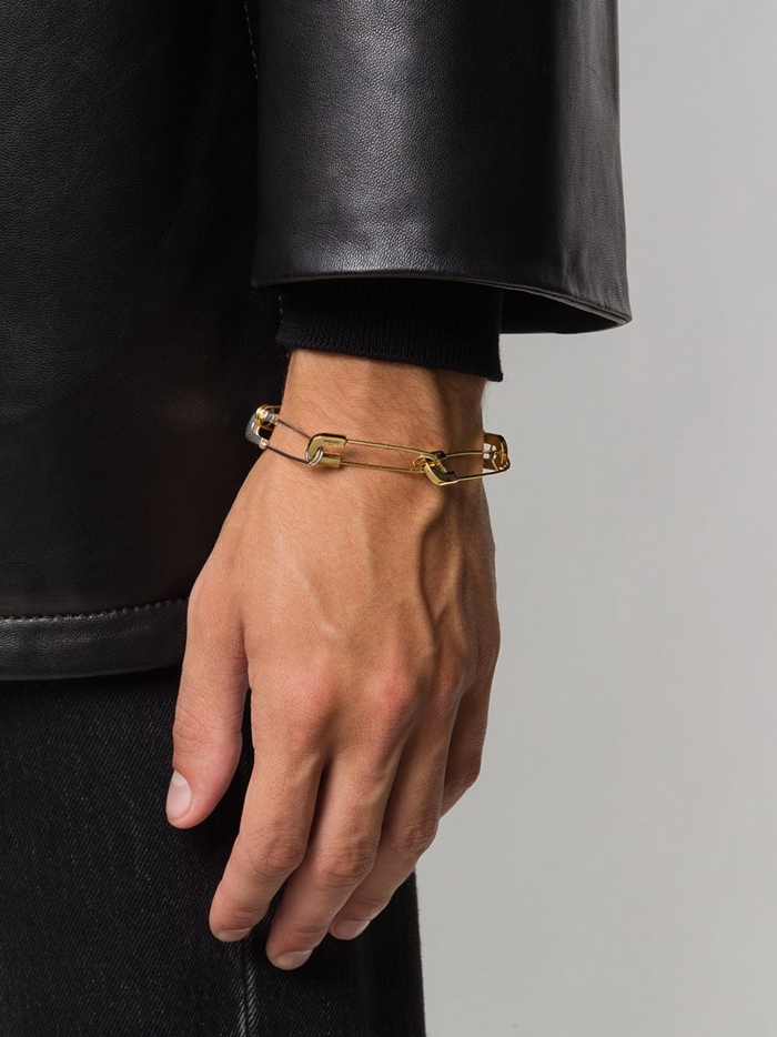 กำไลเข็มกลัด AMBUSH