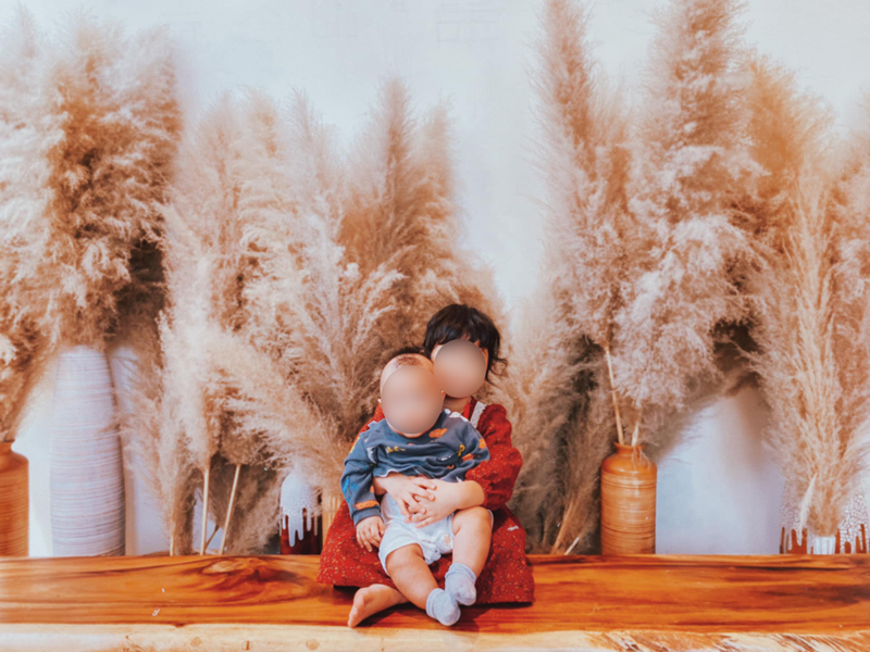 พิพลอย พัชราพร