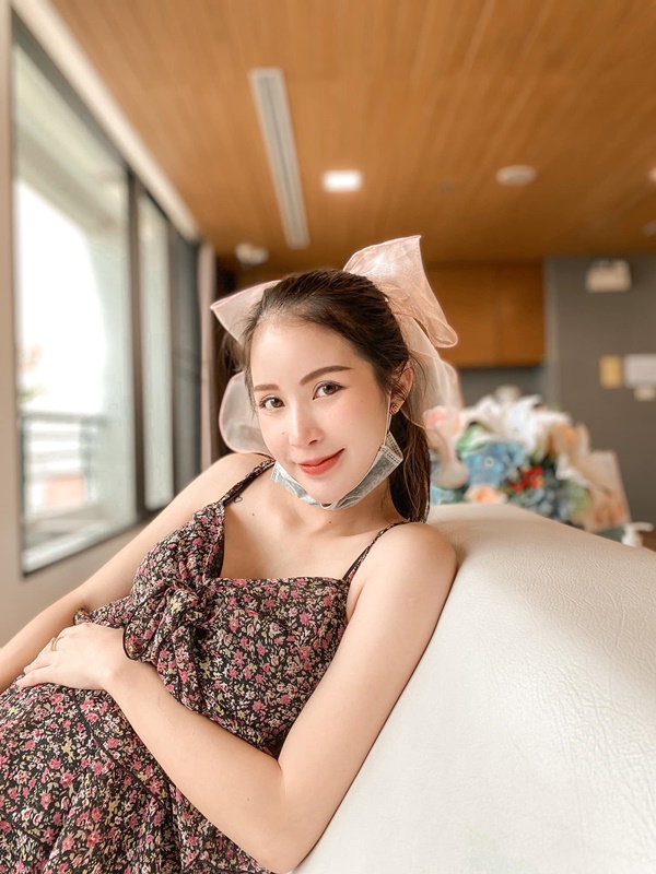 พิพลอย พัชราพร