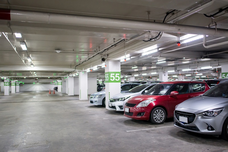 การจอดรถของไทยและต่างประเทศ