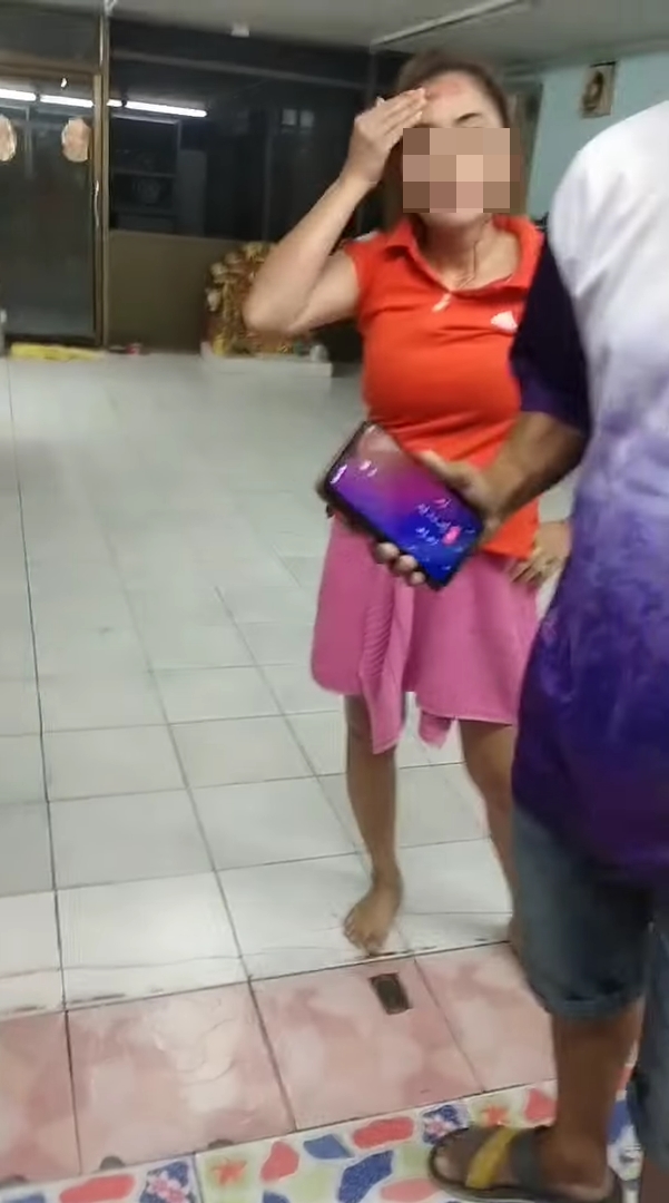 คลิปเมียจับชู้