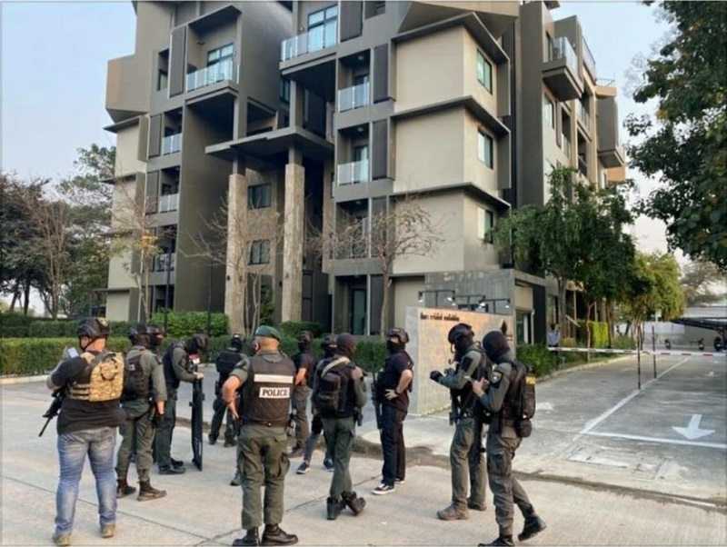 ยิงตัวตายหมู่