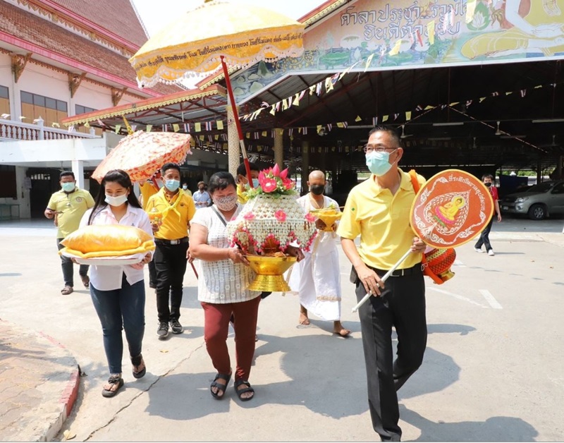 ผู้ว่าปทุม ร่วมงานบวช