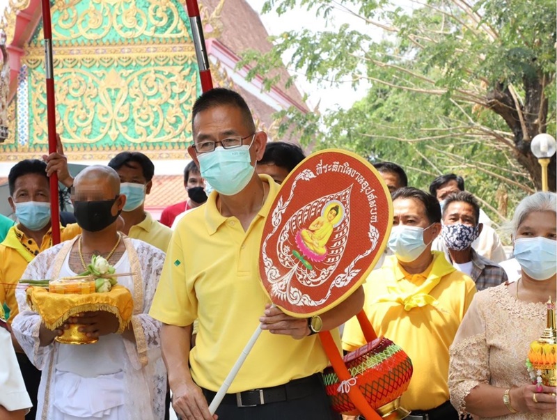 ผู้ว่าปทุม ร่วมงานบวช