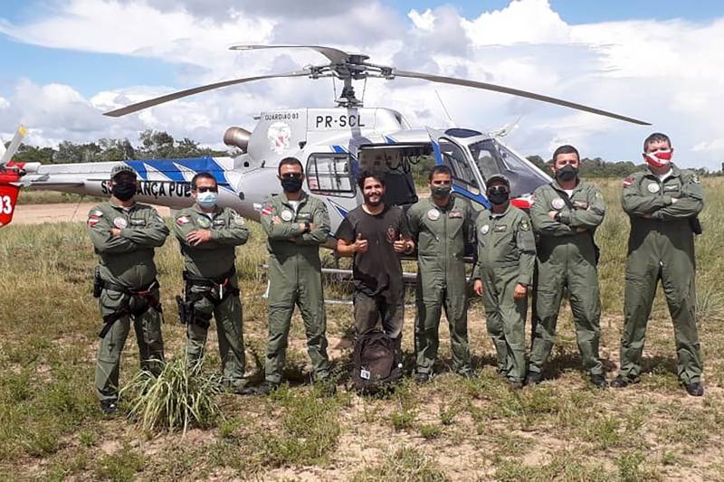 นักบินเครื่องบินตก