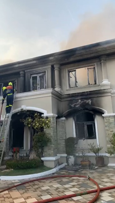 ไฟไหม้บ้าน 50 ล้าน