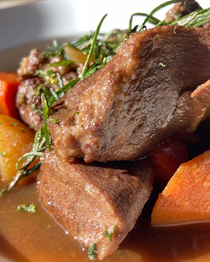 ร้านอาหารเปิด Room Service