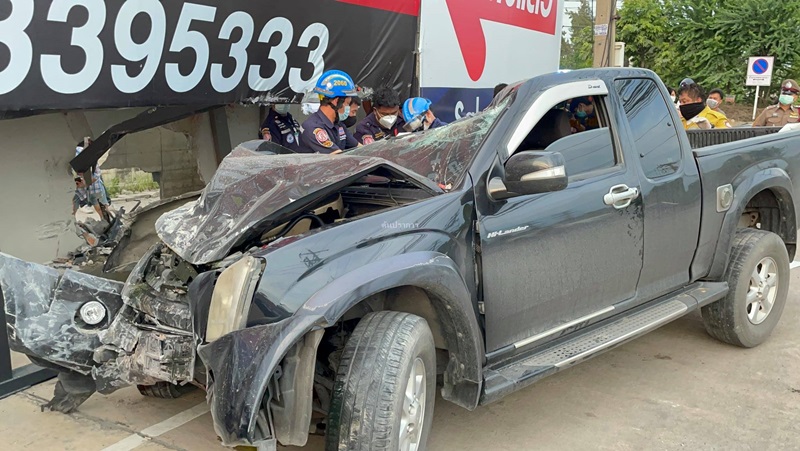 เมาแล้วขับ แซงซ้าย