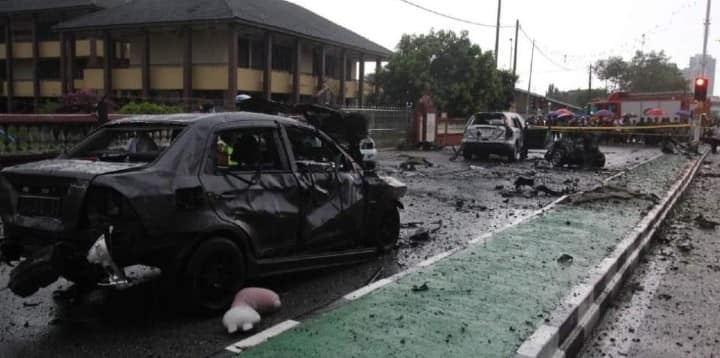 ฟ้าผ่ารถ