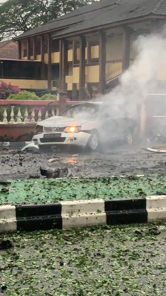 ฟ้าผ่ารถ