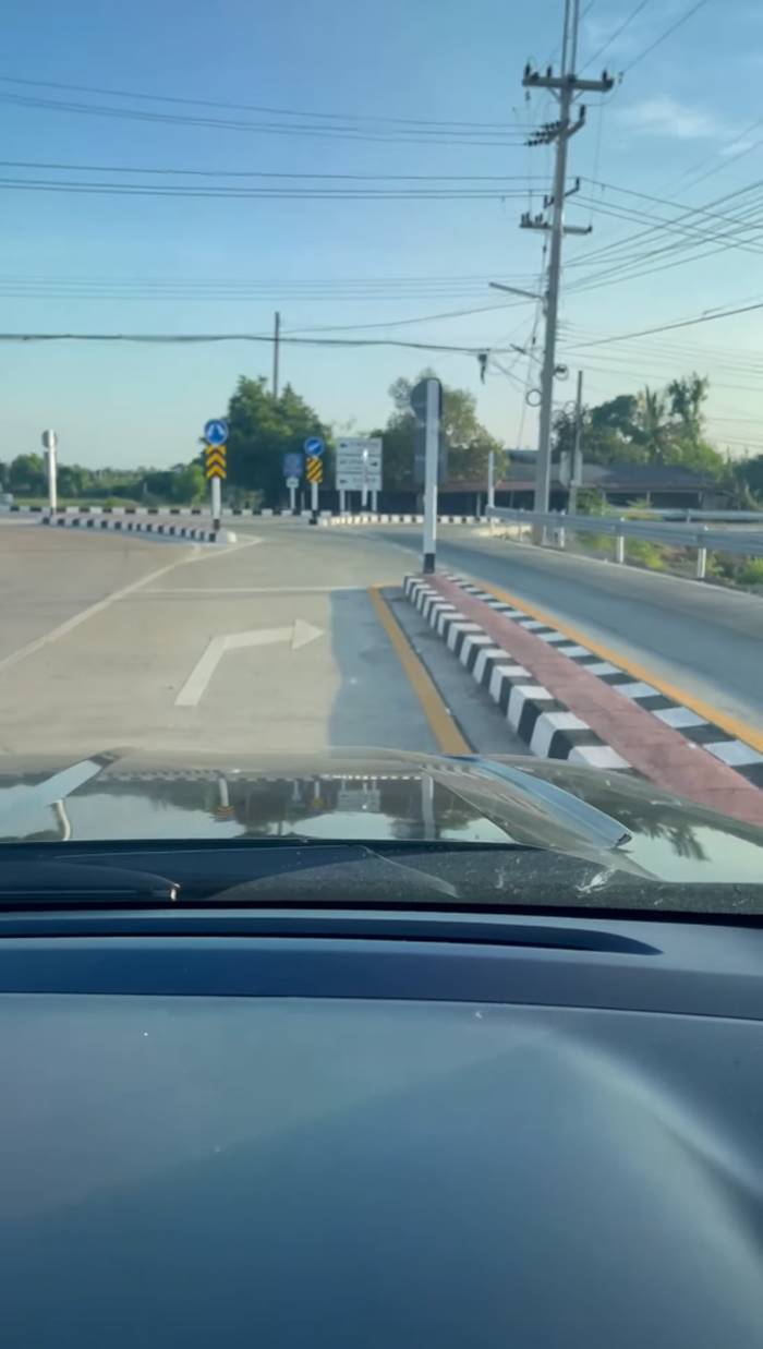 3 แยกวัดใจ