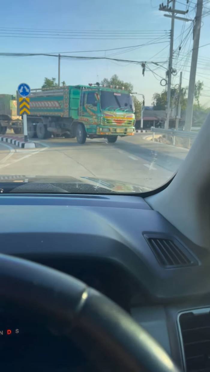 3 แยกวัดใจ