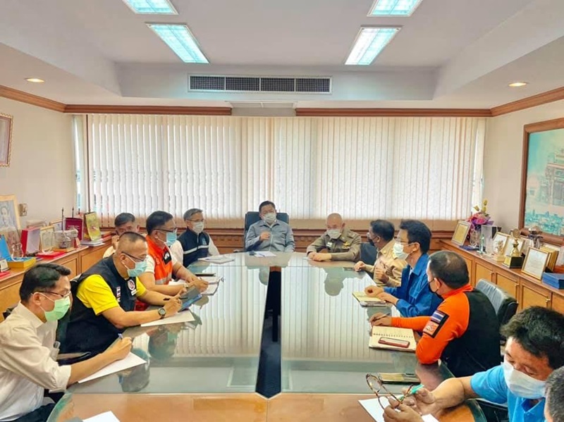 ไฟไหม้โรงงานกิ่งแก้ว