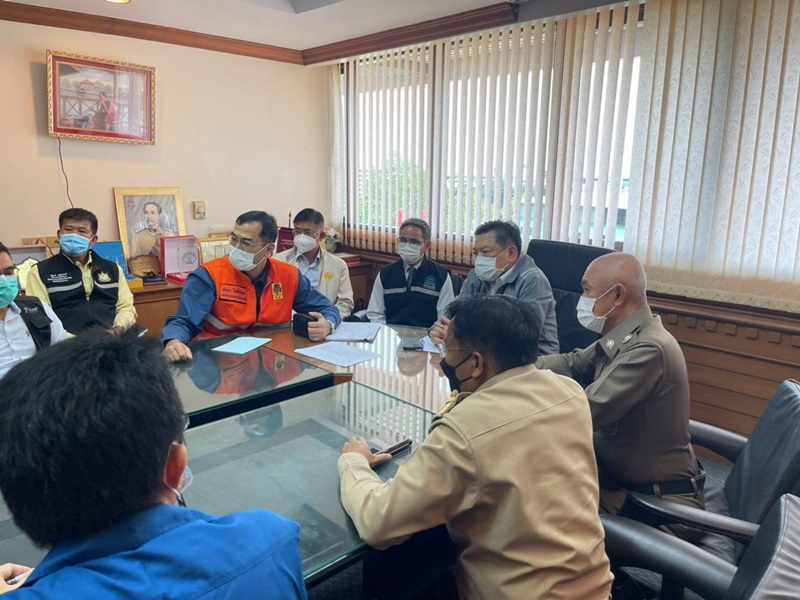 ไฟไหม้โรงงานกิ่งแก้ว