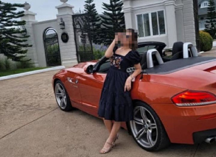 Z4 ชนเก๋งสวิฟต์