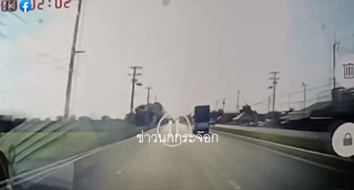 กระบะชนคนทำถนน