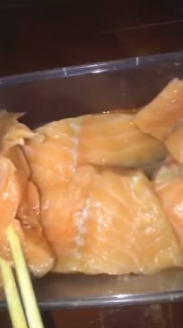 แซลมอนสด ไม่ตรงปก