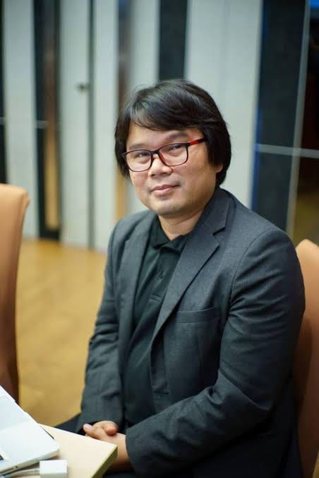 วีรชัย พุทธวงศ์