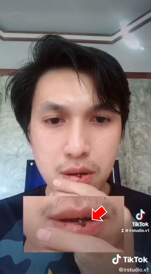 เสกกระถินเป็นตัวต่อ