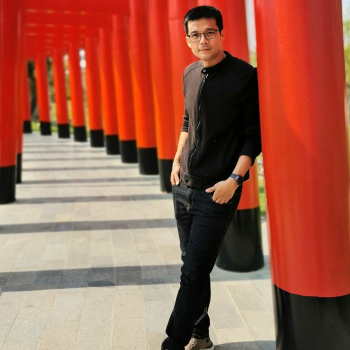 อะตอม สัมพันธภาพ