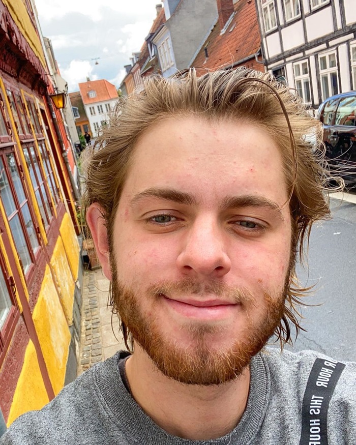 ยูทูบเบอร์ตกเขา