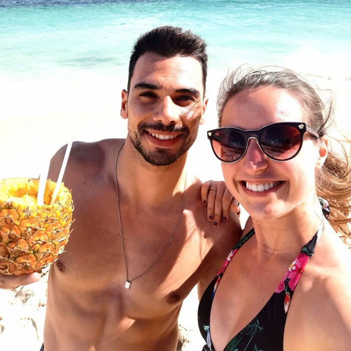 นักบิดแต่งงานกับน้องสาวบุญธรรม