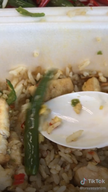 ข้าวคลุกพริก