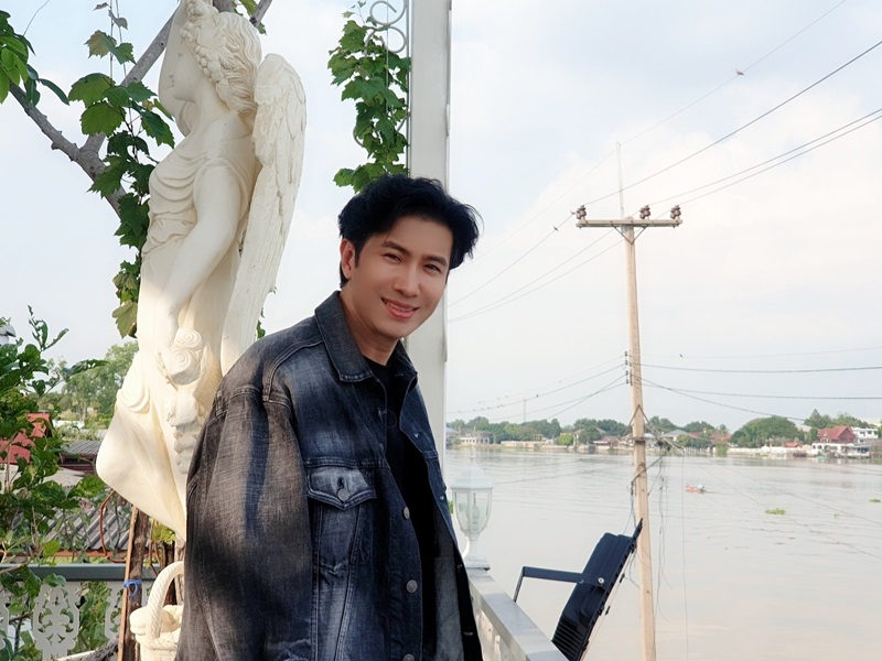 หนุ่ม กรรชัย