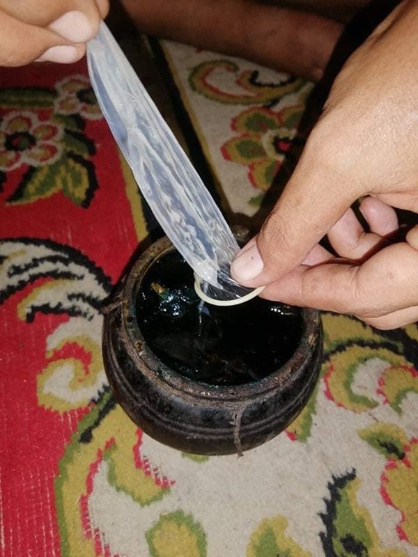 ปลุกเสกน้ำอสุจิ