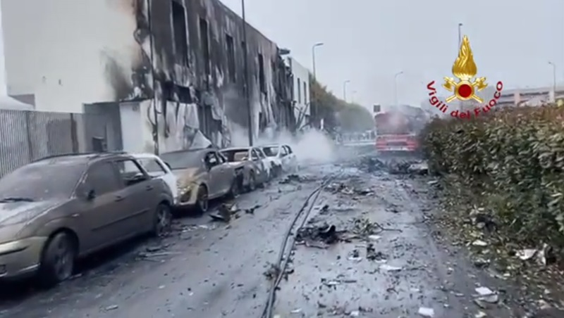 เครื่องบินตก