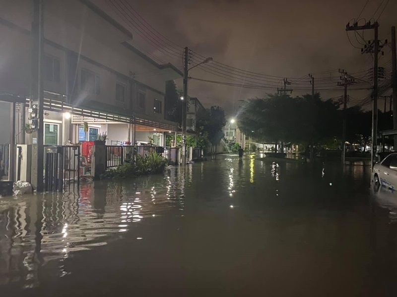 น้ำท่วมบ้าน