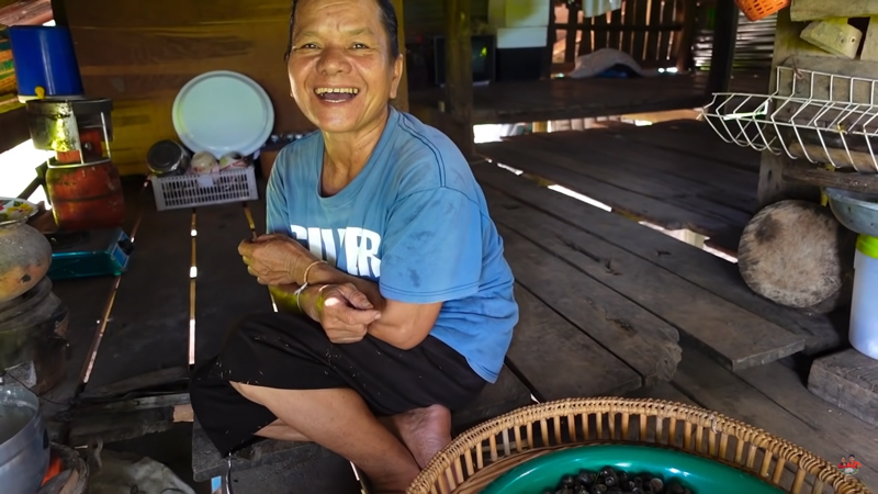 แม่อ้ายนาวิน เสียชีวิต