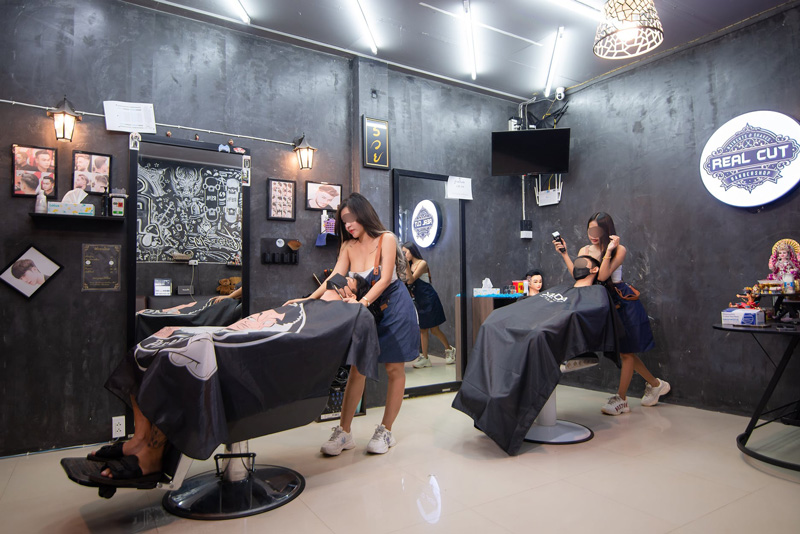 เรียลคัทตัดผมชาย