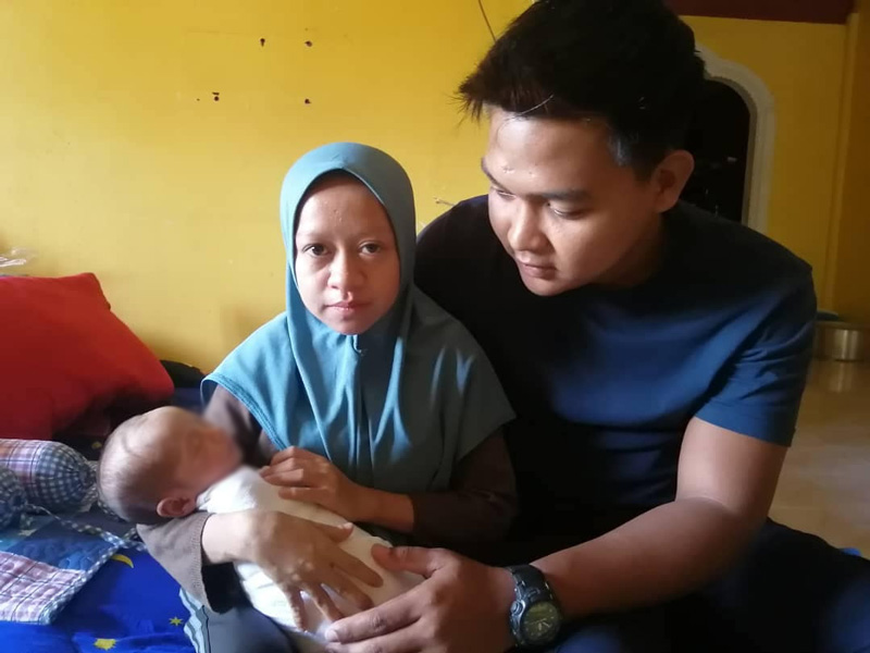 หนุ่มแต่งงานสาวตัวจิ๋ว