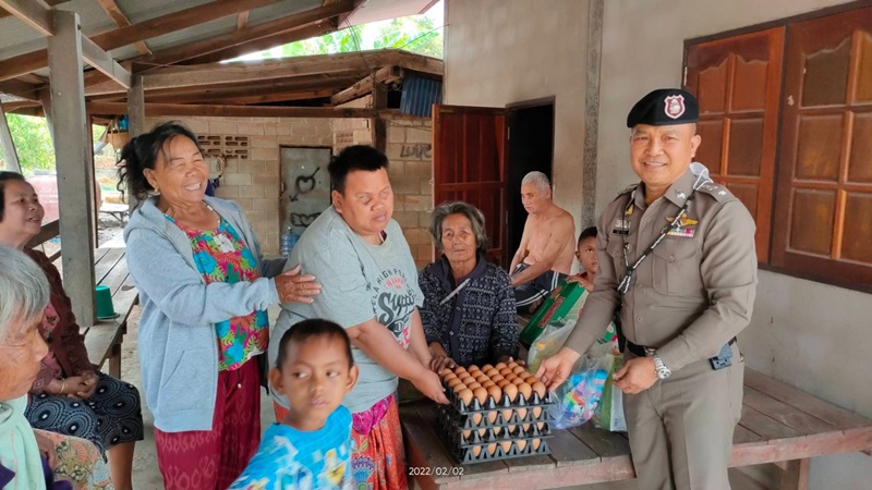 อาละวาดเพราะข้าวไม่อร่อย